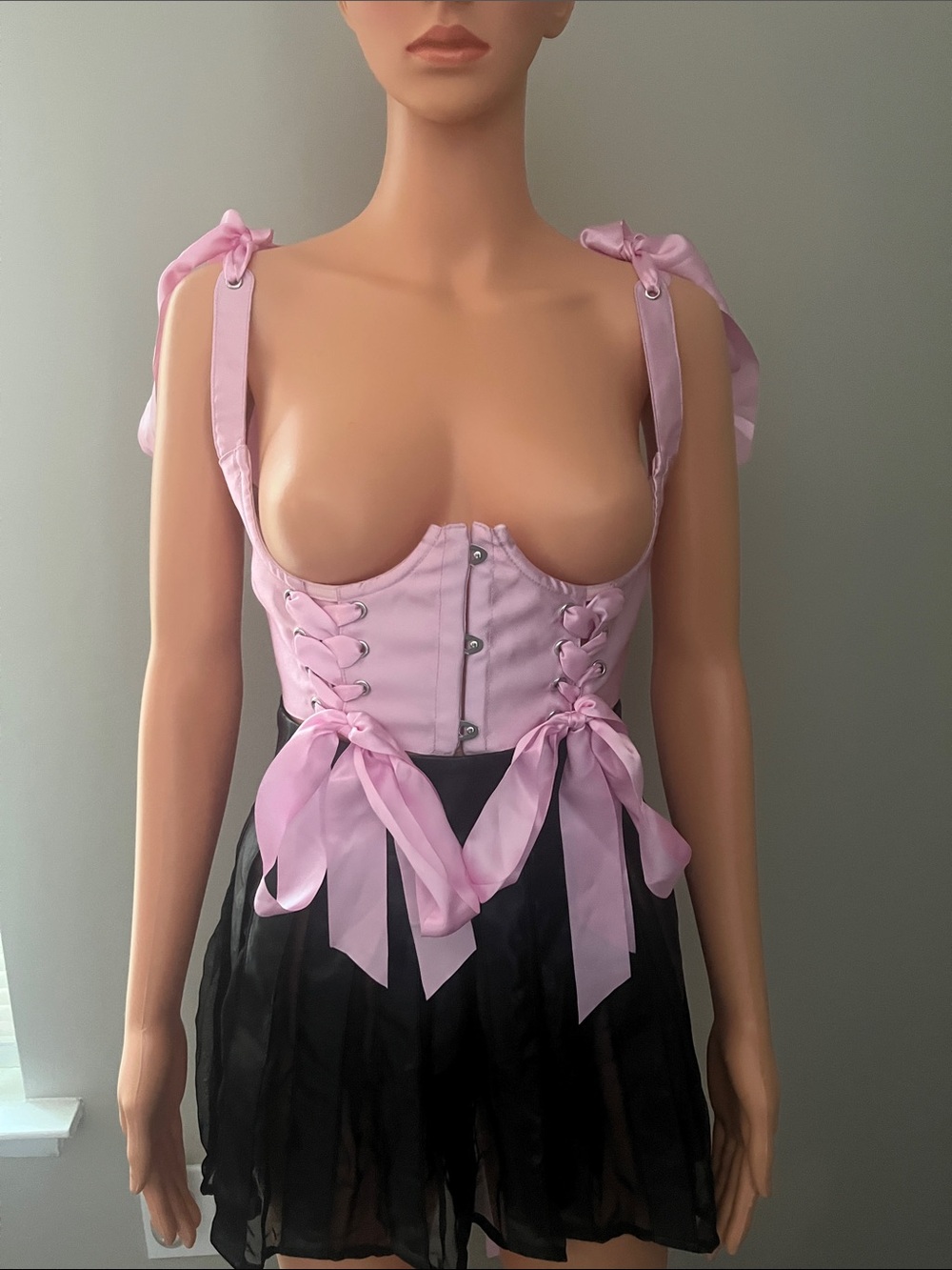 ‼️NWT‼️Dolls Kill X Sugar Thrillz Pink Satin Lace-Up Corset Top Medium - Picture 3 of 8